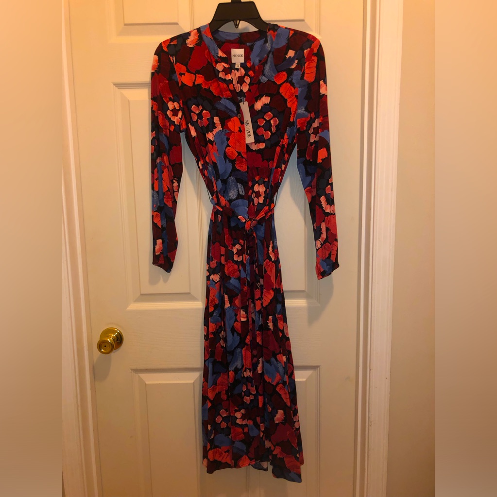 Nic & Zoe Long Sleeve Colorful Dress.